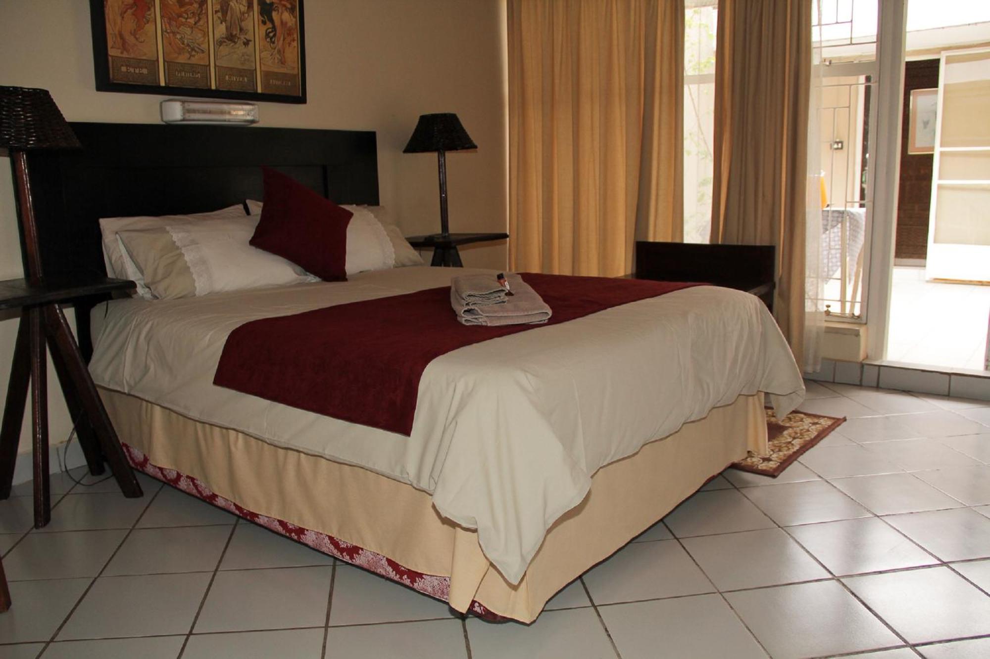 Rustenburg Guesthouse Esterno foto