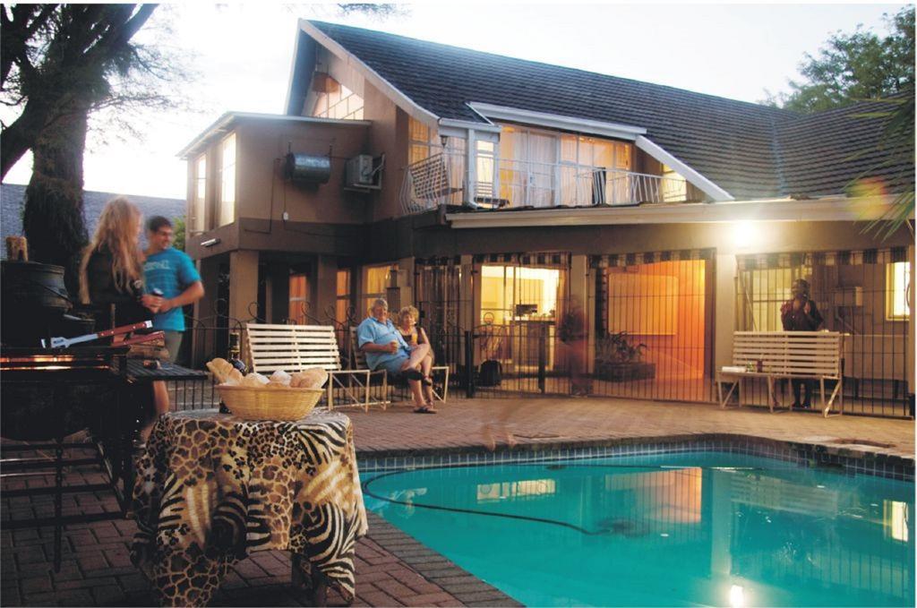 Rustenburg Guesthouse Esterno foto